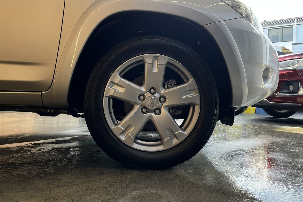 2005 Toyota RAV4
