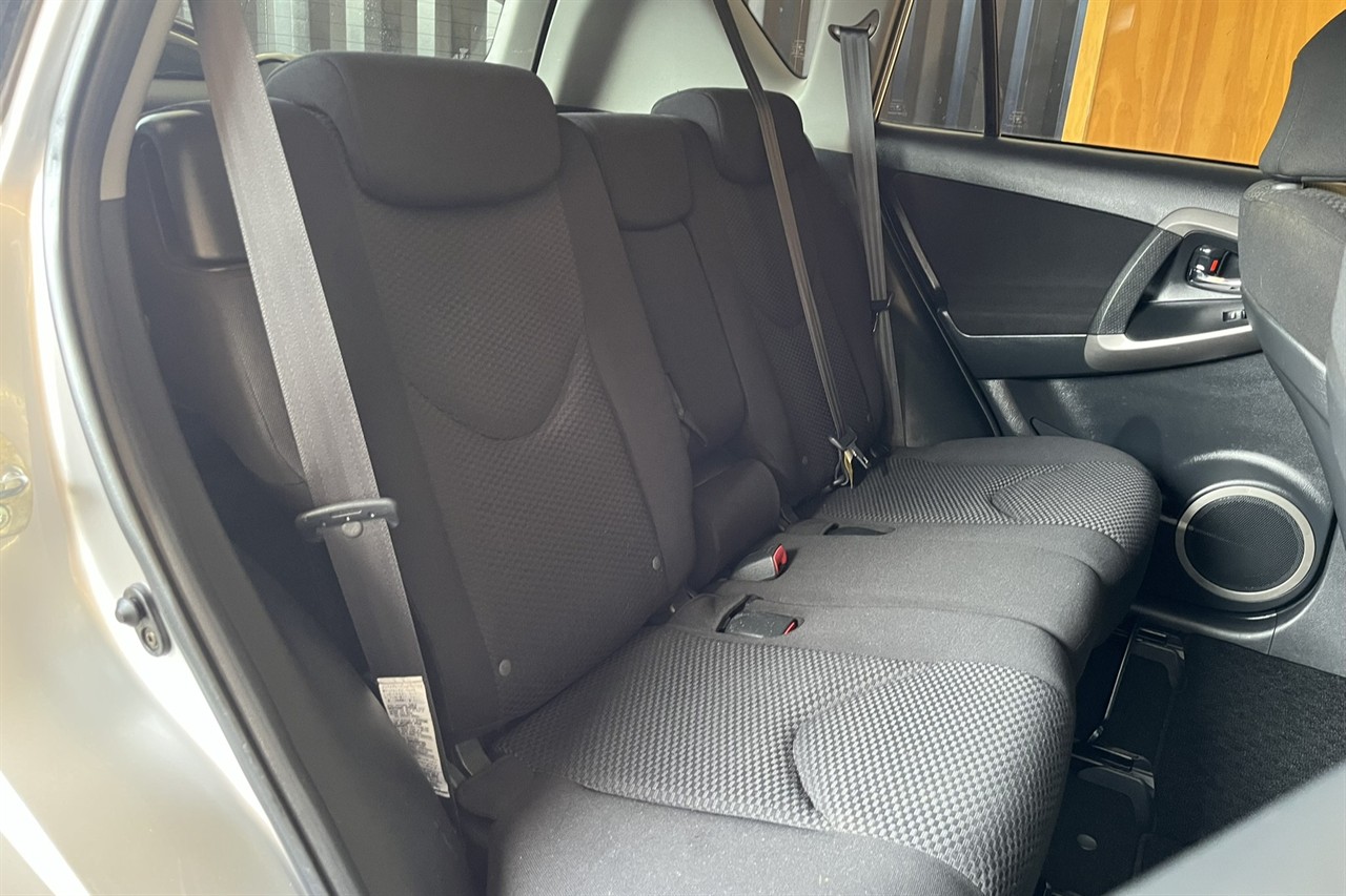 2005 Toyota RAV4