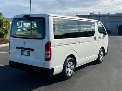 2014 Toyota Hiace - Thumbnail