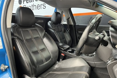 2013 Holden Commodore - Thumbnail