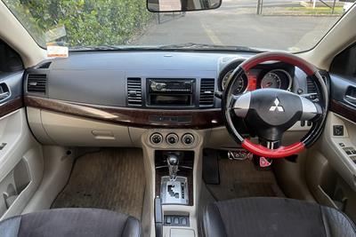 2007 Mitsubishi GALANT - Thumbnail