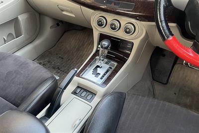 2007 Mitsubishi GALANT - Thumbnail