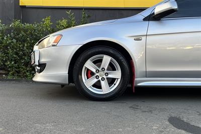 2007 Mitsubishi GALANT - Thumbnail