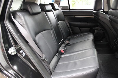 2014 Subaru OUTBACK - Thumbnail