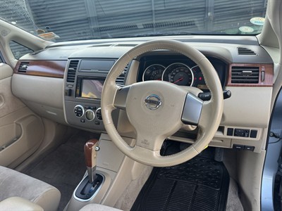 2005 Nissan Tiida - Thumbnail