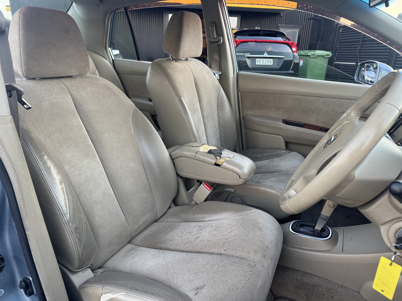 2005 Nissan Tiida
