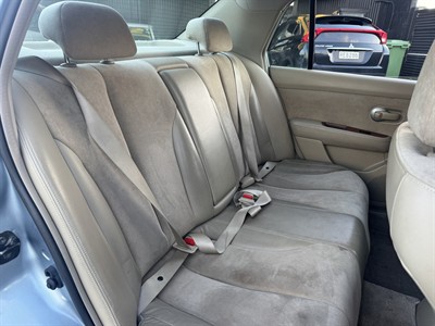 2005 Nissan Tiida - Thumbnail