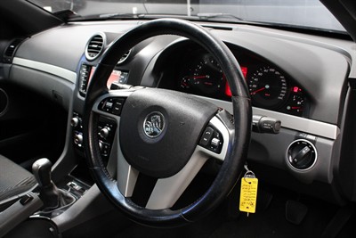 2012 Holden COMMODORE - Thumbnail