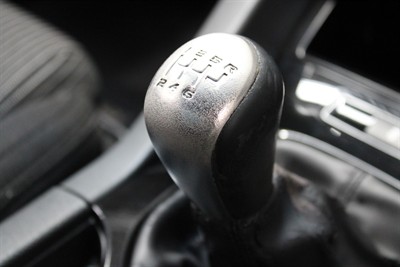 2012 Holden COMMODORE - Thumbnail