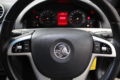 2012 Holden COMMODORE - Thumbnail