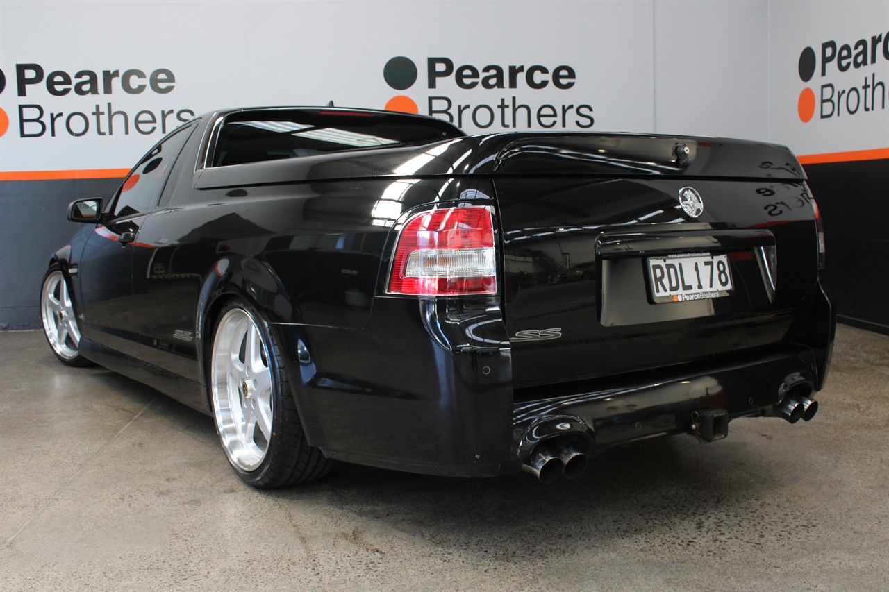 2012 Holden COMMODORE