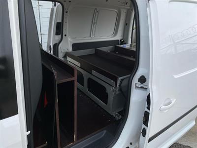 2021 Volkswagen Caddy - Thumbnail