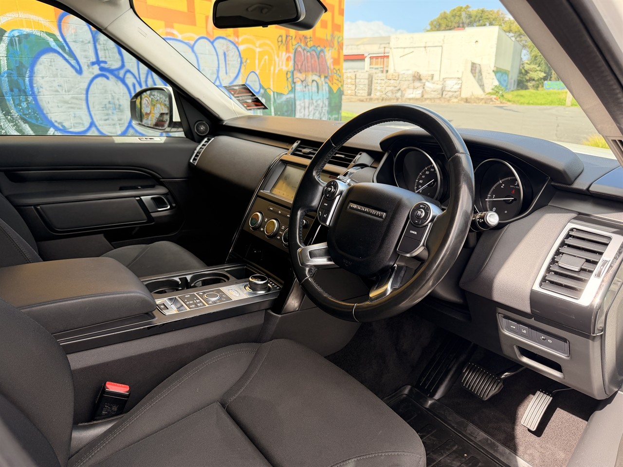 2018 Land Rover DISCOVERY