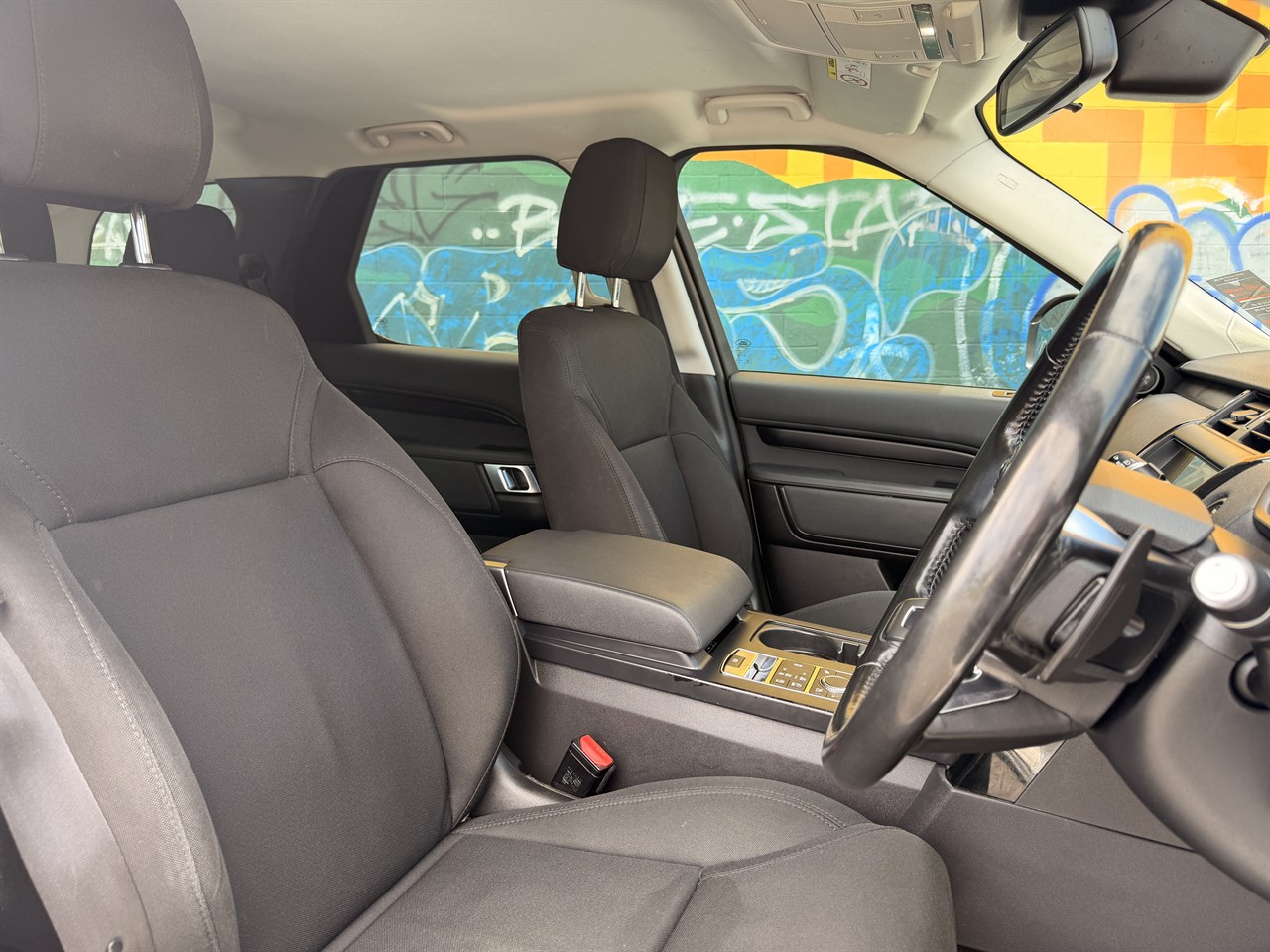 2018 Land Rover DISCOVERY