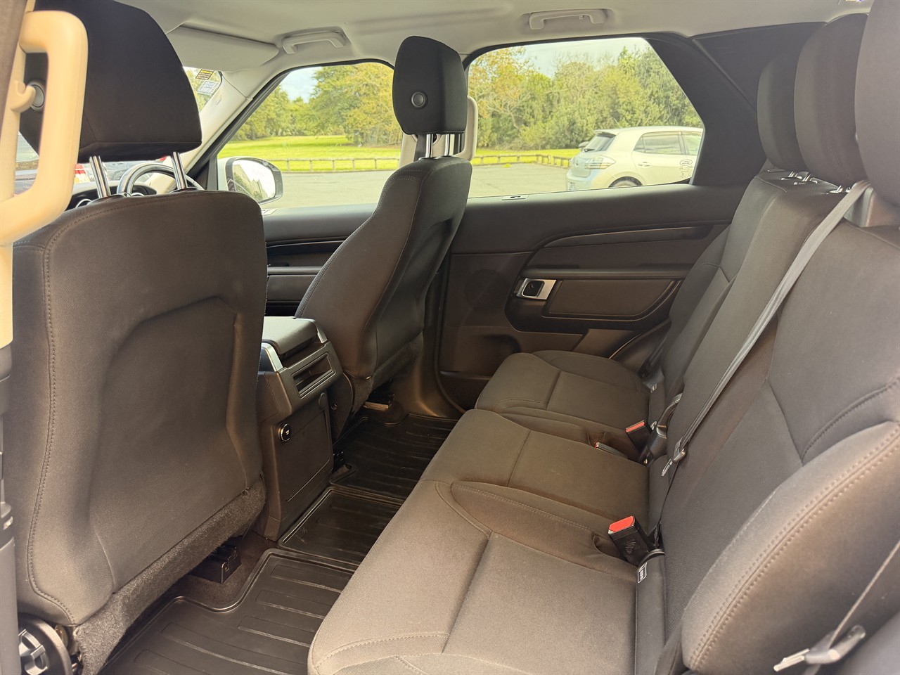 2018 Land Rover DISCOVERY