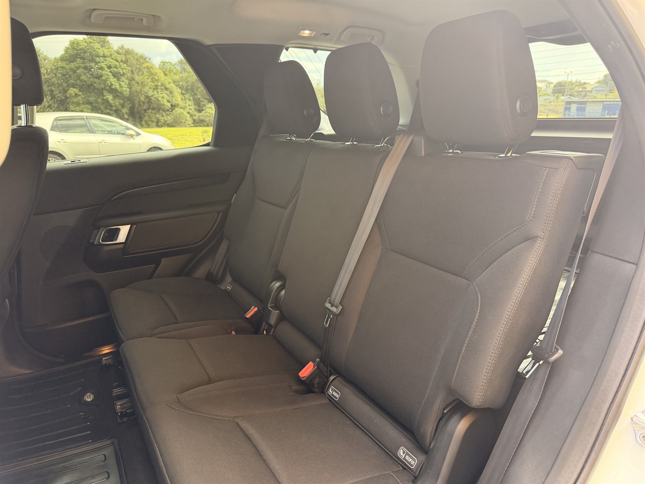 2018 Land Rover DISCOVERY