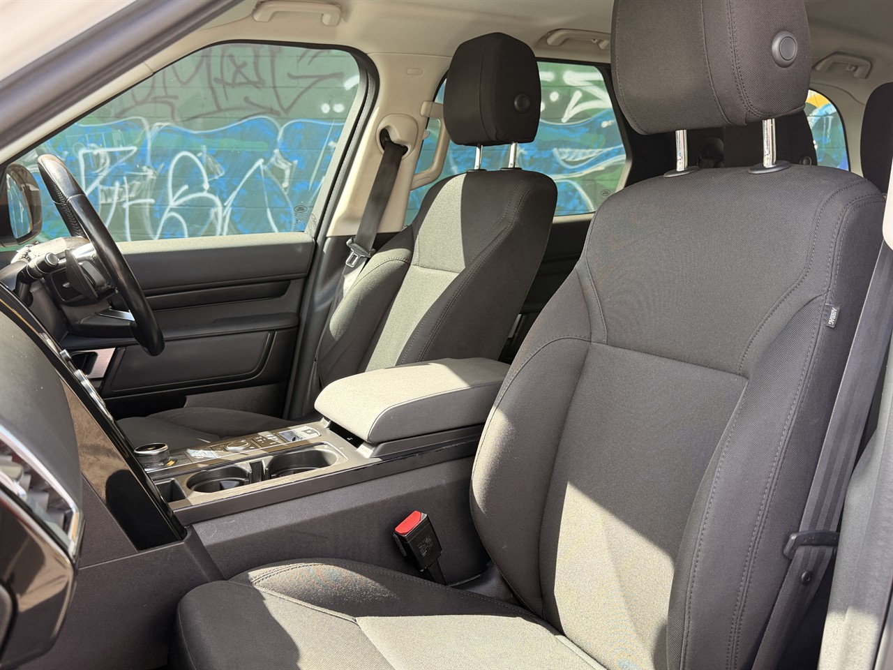 2018 Land Rover DISCOVERY