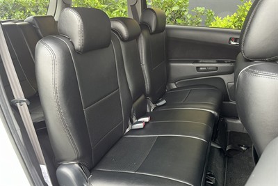 2006 Toyota Wish - Thumbnail