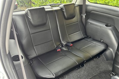2006 Toyota Wish - Thumbnail
