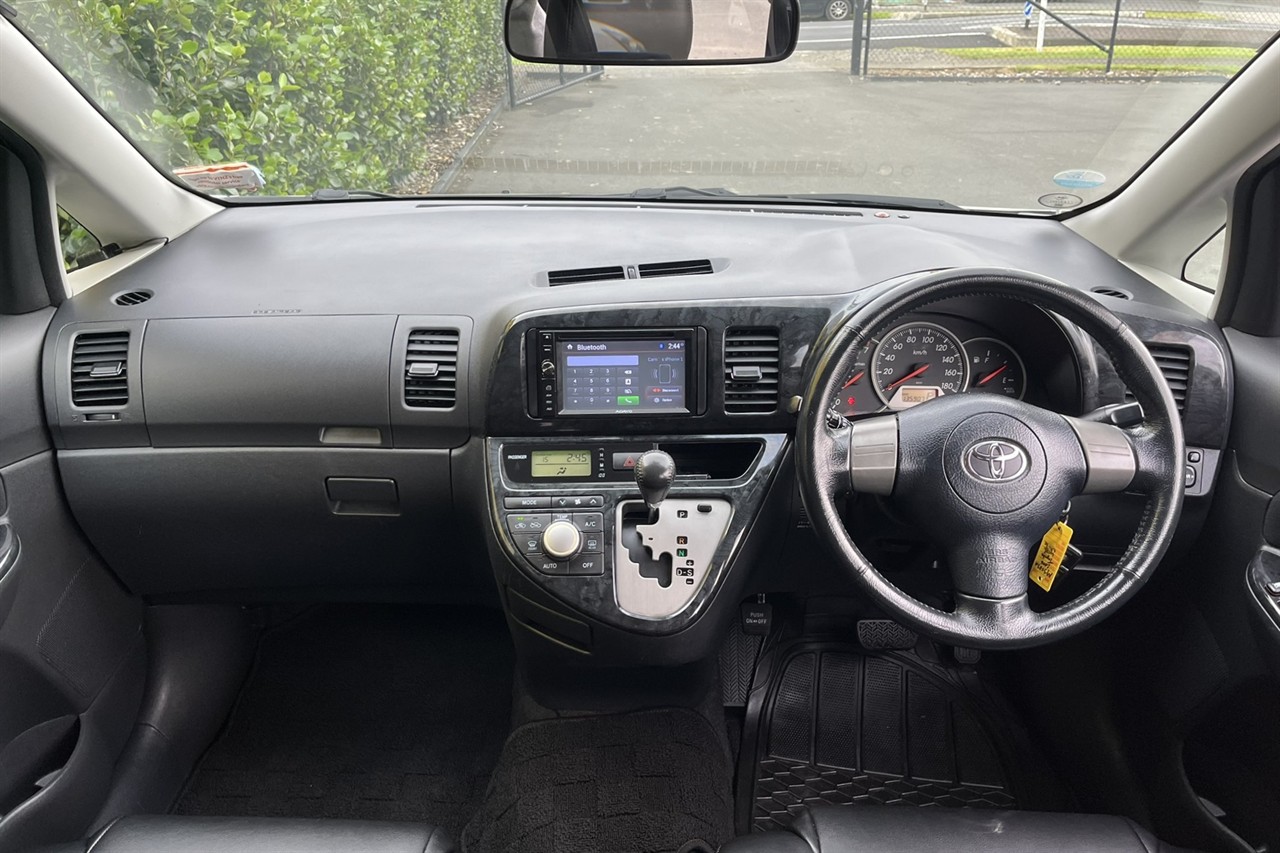 2006 Toyota Wish