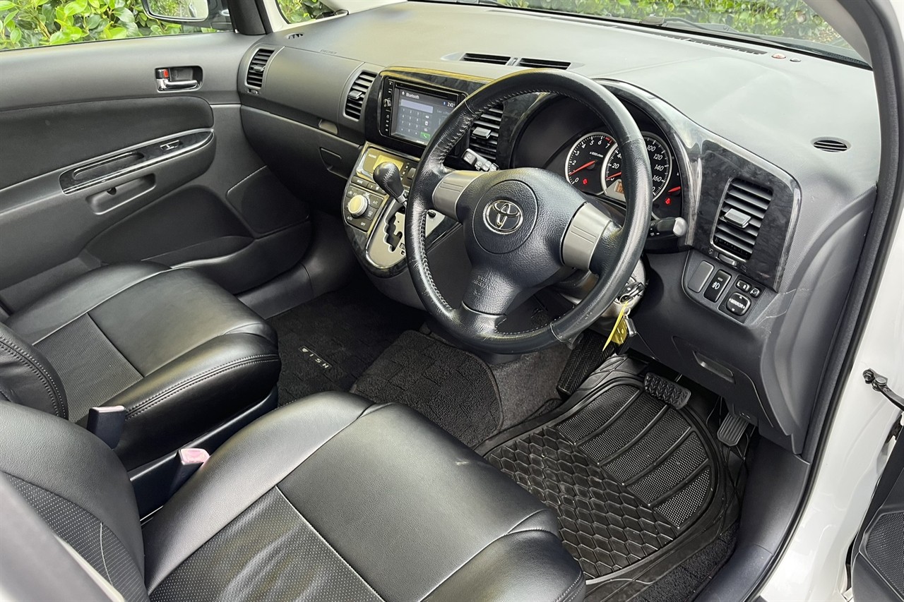 2006 Toyota Wish