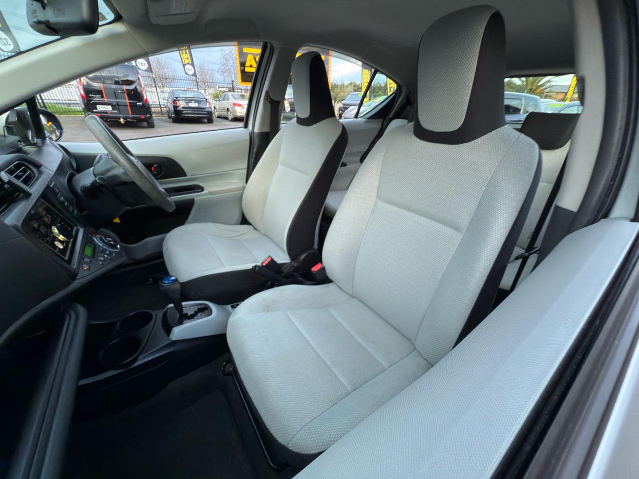 2013 Toyota Aqua