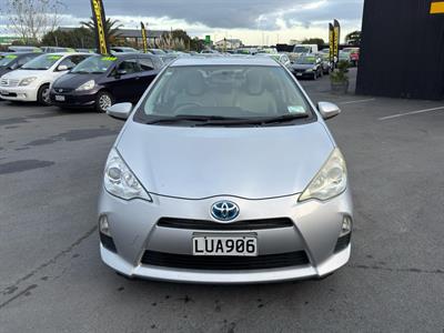2013 Toyota Aqua - Thumbnail