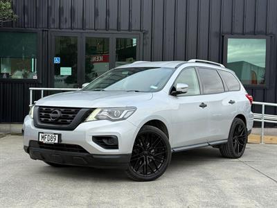 2019 Nissan Pathfinder - Thumbnail