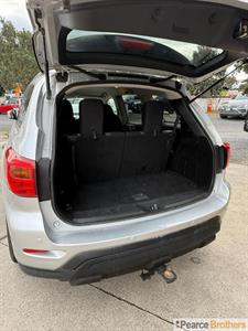 2019 Nissan Pathfinder - Thumbnail