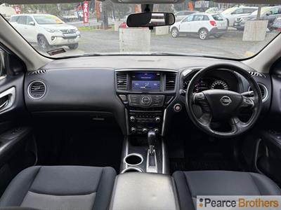 2019 Nissan Pathfinder - Thumbnail