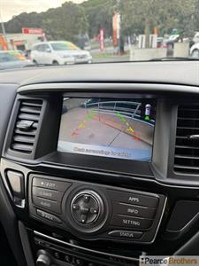 2019 Nissan Pathfinder - Thumbnail