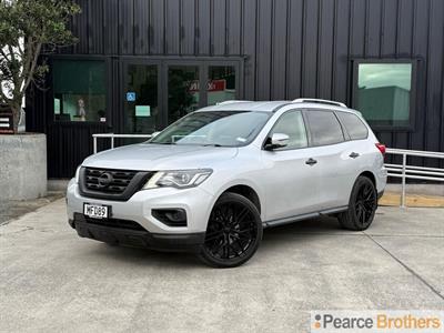 2019 Nissan Pathfinder - Thumbnail