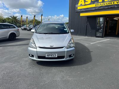 2004 Toyota Wish - Thumbnail