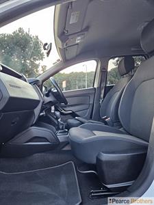 2021 Renault Duster - Thumbnail