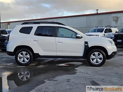 2021 Renault Duster - Thumbnail