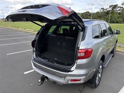 2020 Ford Everest - Thumbnail