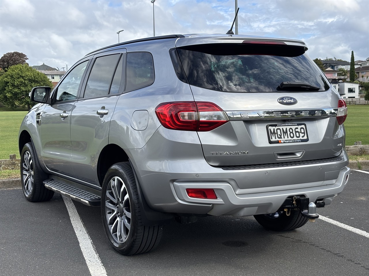 2020 Ford Everest