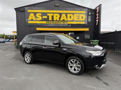 2014 Mitsubishi Outlander - Thumbnail