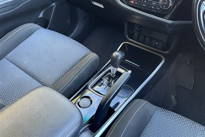 2017 Mitsubishi Outlander - Thumbnail
