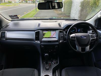 2016 Ford Everest - Thumbnail