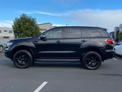 2016 Ford Everest - Thumbnail