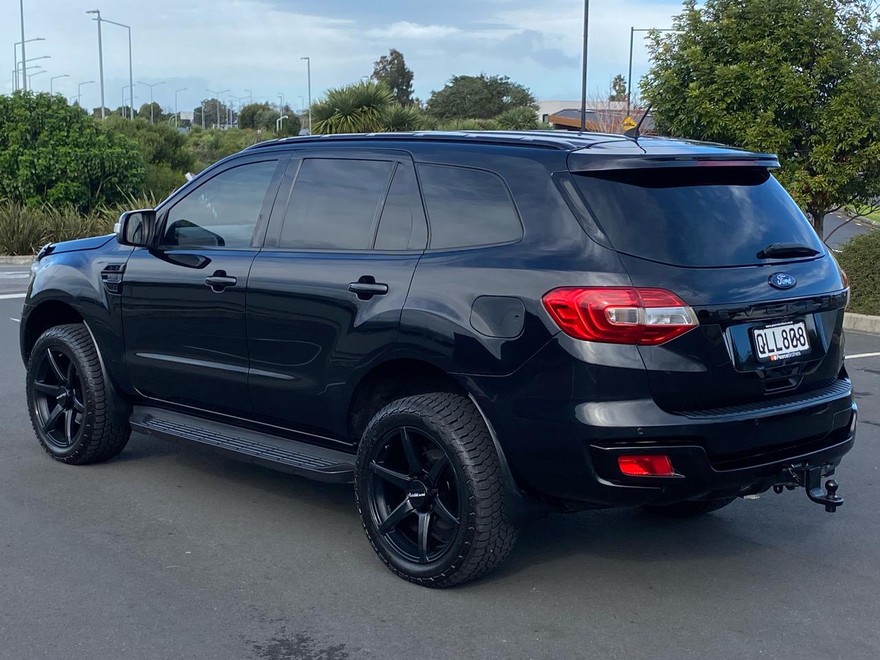 2016 Ford Everest