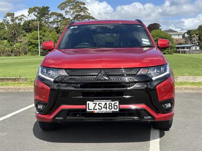 2019 Mitsubishi Outlander - Thumbnail
