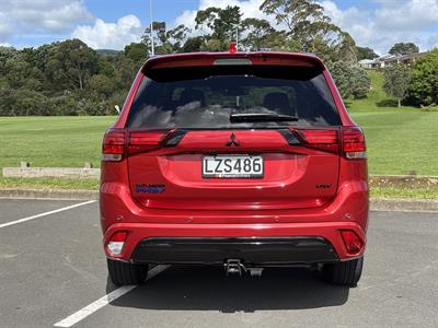 2019 Mitsubishi Outlander - Thumbnail