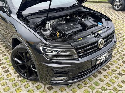 2021 Volkswagen Tiguan - Thumbnail