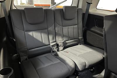 2022 MAHINDRA XUV500 - Thumbnail
