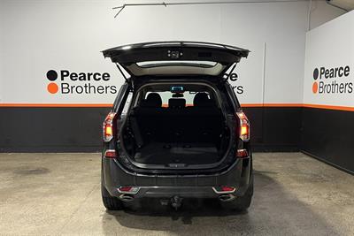 2022 MAHINDRA XUV500 - Thumbnail
