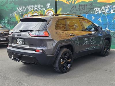 2020 Jeep CHEROKEE - Thumbnail