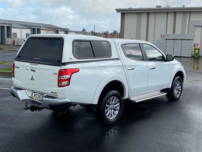 2018 Mitsubishi Triton - Thumbnail