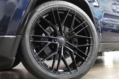 2012 Jeep Grand Cherokee - Thumbnail